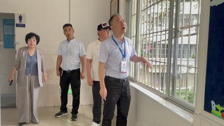 新华外国语学校迎接罗湖区督导室第三责任区教育领域不当牟利、 促进学生健康成长专项督导