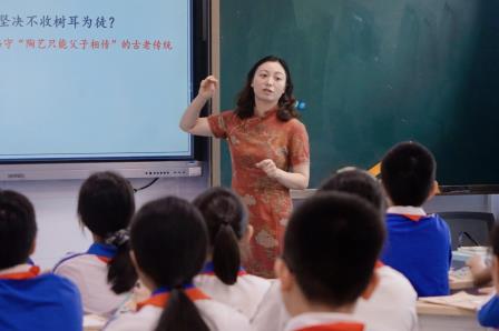 深耕整本书阅读 赋能语文新课堂 ——罗湖小学开展语文科组教研活动