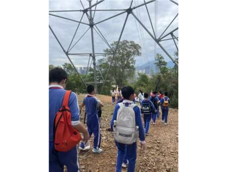 以脚步丈量童年，用坚持致敬成长——侨香实验学校六年级“行走的思政课”圆满举行