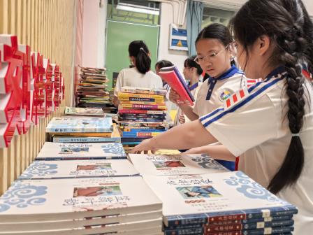 书香传爱，情暖古障 ——深圳市东昌小学爱心捐书助力古障镇中心小学书香校园建设