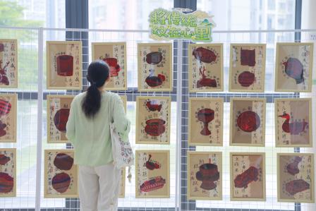 艺彩绽放 美润仙桐——深圳市仙桐实验小学举行艺术节作品展暨母亲节作品展活动