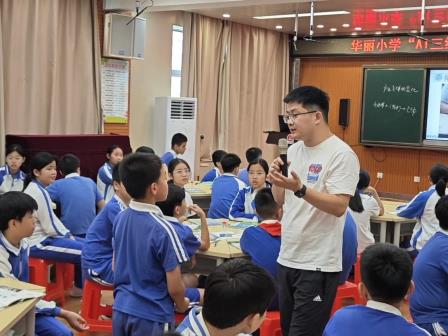 华丽小学“AI赋能三维导学”新质慧学课堂教学大赛圆满落幕