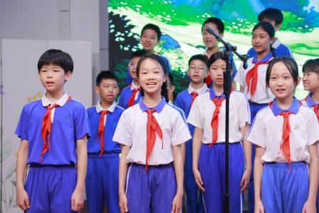 深圳市仙桐实验小学举行“美润仙桐乐享未来”校园艺术节开幕式暨校园科技节、足球赛颁奖仪式