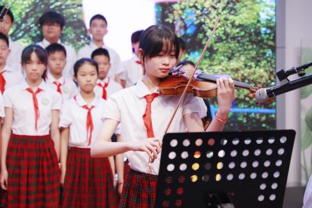 深圳市仙桐实验小学举行“美润仙桐乐享未来”校园艺术节开幕式暨校园科技节、足球赛颁奖仪式