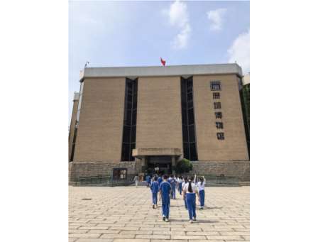 探寻千年古韵，传承历史文化——深圳市水库小学三年级学生走进深圳博物馆古代艺术馆开展“每周半天计划”足迹课程