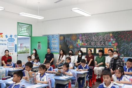 立德树人，协同共育——太白实验学校2026春季家长开放日顺利举行