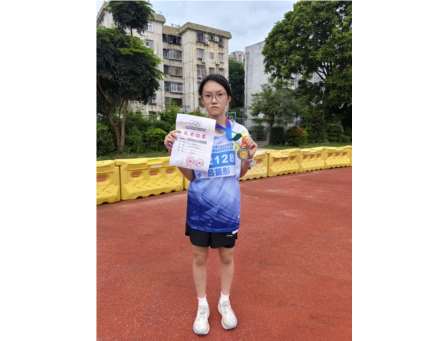 汗洒赛场竞风流，幸福奔跑绽荣光 ——向西学子在2026年深圳市少年儿童田径锦标赛罗湖区选拔赛暨田径精英赛总决赛中斩获多项佳绩