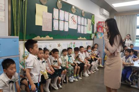 罗湖外语小学迎来昊德宸中心幼儿园萌娃探校