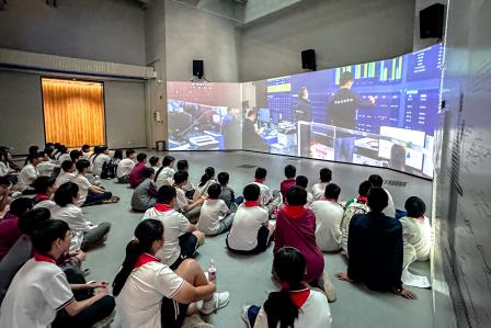 研学纪实｜探秘大国重器·点亮科学梦想 华美外国语学校走进中广核大亚湾核能科技馆研学行