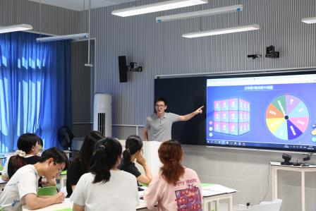 研AI融课堂，提素养育新人——深圳市莲南教育集团安芳小学开展“培英工程”AI教学专项培训