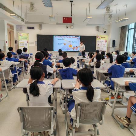 双向奔赴促衔接，深耕课堂助贯通 ——布心小学六年级师生走进布心中学开展小初贯通研讨活动