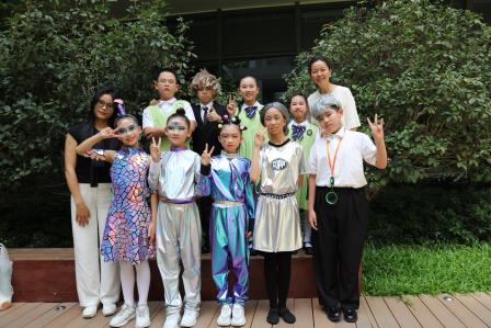 数智驱动发展，AI引领未来 ——罗湖小学受邀参加全国科技活动周（罗湖）启动仪式