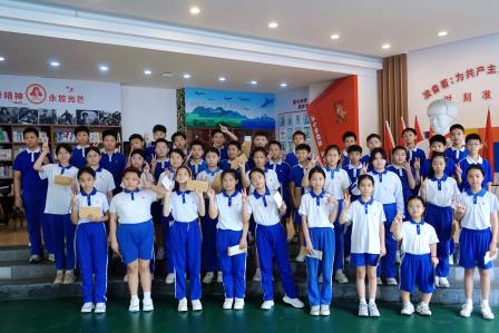 向阳而生 逐光前行 ——罗湖小学五年级心理健康游园会暖心举行