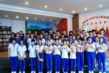 向阳而生 逐光前行 ——罗湖小学五年级心理健康游园会暖心举行