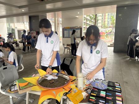 流动美术馆绽校园，凸面镜上绘青春——翠园文锦中学举办第三十五届校园文化艺术节之“画开”创艺活动