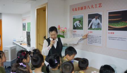 幼小衔接零距离 暖心护航成长路  ——罗湖桥实验幼儿园大班幼儿走进南湖小学开展探秘活动