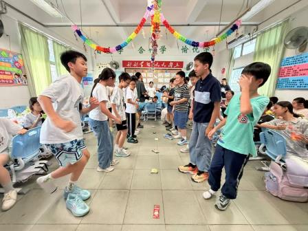 童心飞扬迎六一 欢声笑语满班级——碧波小学开展六一儿童节班级联欢活动