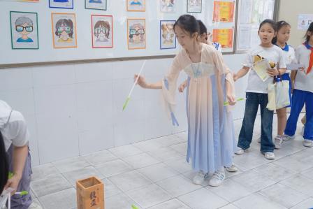 快乐六一 童趣飞扬 ——罗湖小学庆六一游园会热闹开嗨