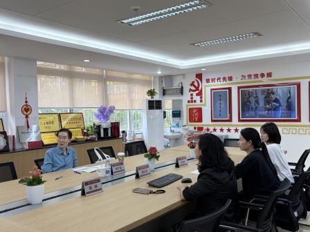 专家领航 赋能课题提质 ——柳夕浪教授赴南湖小学指导课题研究