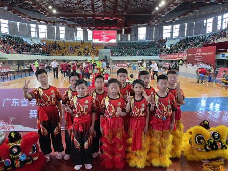 龙腾狮跃传捷报！华丽小学勇夺省龙狮锦标赛团体一等奖