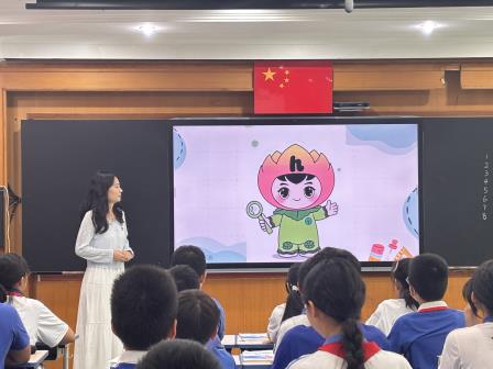 深化课堂教学改革，赋能师生共生成长——深圳市洪湖小学开展课改研讨活动