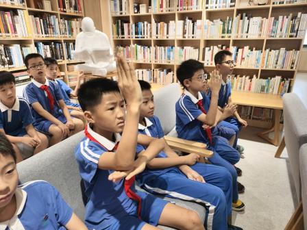 心有边界 ▪ 坚守自我 ——深圳市翠北实验小学开展禁毒知识专题讲座