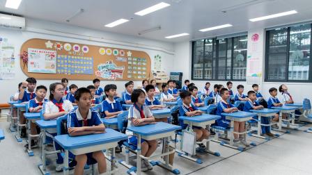 远离烟毒筑防线，严防溺水护青春 ——深圳市翠北实验小学低15周开展禁毒以及防溺水安全教育主题班会