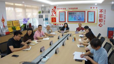 深耕成果落地 厚植爱国情怀 ——谭属春莅临南湖小学开展爱国主义教学成果专题培训