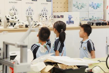 墨香伴成长 欢歌送祝福——深圳市仙桐实验小学举行毕业季主题升旗仪式