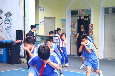 以“练”筑防，临“火”不慌——深圳市景园实验小学开展消防应急疏散演练