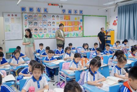 笔墨润童心 书写展风采 ——深圳市罗湖小学一二年级规范书写比赛圆满举行