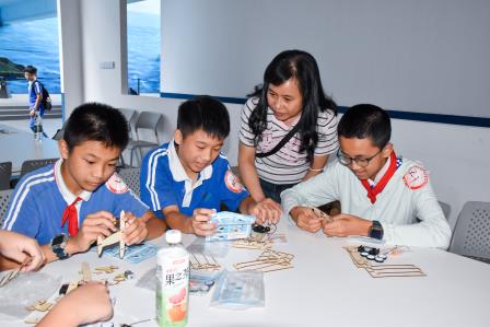 逐梦蓝天 探索科技 ——翠北实验小学五、六年级开展航空航天主题社会实践