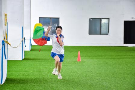 逐梦蓝天 探索科技 ——翠北实验小学五、六年级开展航空航天主题社会实践