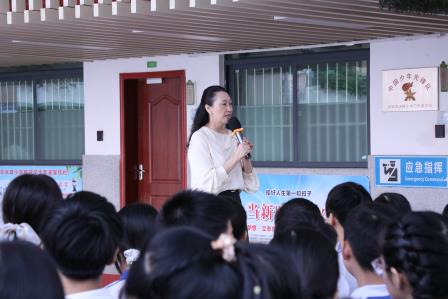 以树寄初心，初心伴远行——水田小学开展毕业主题植树活动