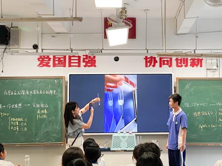 精准视导破瓶颈，专家领航助冲刺——罗湖区教科院专家莅临翠园文锦中学开展初三“靶向提质专项视导”活动