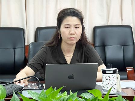 精准视导破瓶颈，专家领航助冲刺——罗湖区教科院专家莅临翠园文锦中学开展初三“靶向提质专项视导”活动