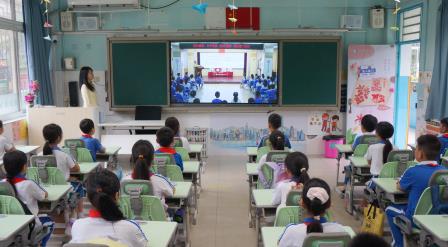 戏剧融诗教 古韵润童心 —— 深圳市南湖小学开展特色诗词课堂