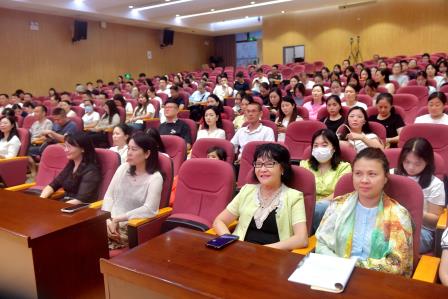 同心筑梦四十载 家校携手启新程 —— 翠北实验小学召开 2026 届毕业班家长会 