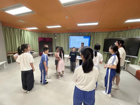 解码生命，花young年华——翠竹外国语实验学校“生命列车成长小组”圆满结营