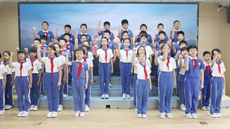 粽香传古韵，端午共传承 ——湖贝小学开展升旗仪式德育课程展示活动