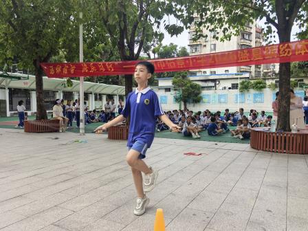 运动启智展风采，活力少年绽芳华——深圳市怡景小学2026盛夏缤纷体艺节之趣味运动会