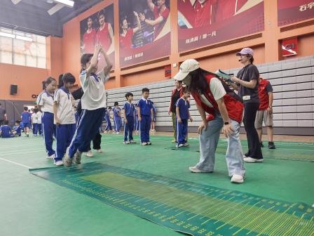 运动启智展风采，活力少年绽芳华——深圳市怡景小学2026盛夏缤纷体艺节之趣味运动会