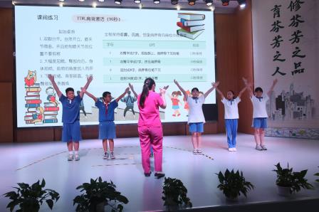 医教联动 守护成长——罗湖妇幼专家护航草埔学子脊柱健康