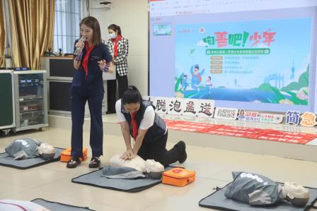 守护生命，向阳成长 —— 新秀小学 “急救小英雄” 进校园活动圆满举行