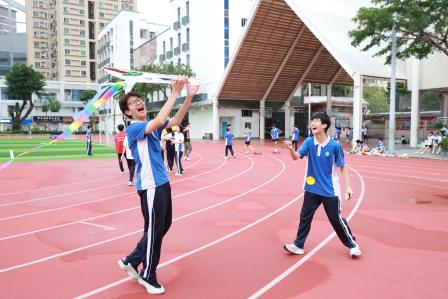 巧制纸鸢逐风去，知行并举绽芳华 ——翠园文锦中学举办第三十五届校园文化艺术节之“筝飞”创艺活动