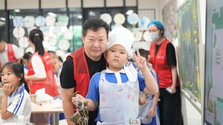 罗湖外语小学开展端午节、父亲节特色实践活动