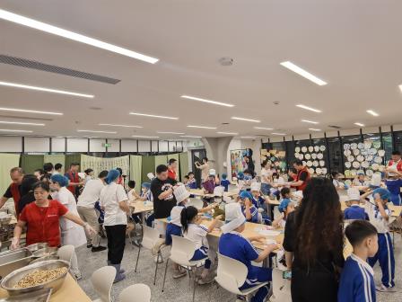 罗湖外语小学开展端午节、父亲节特色实践活动