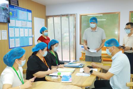 以演筑防，守牢校园食安防线——太白实验学校开展食品安全应急实战演练