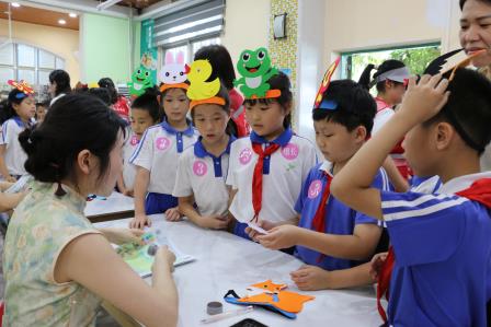 趣评无纸笔 乐学伴成长 　　——深圳市笋岗小学开展一二年级期末素养嘉年华活动