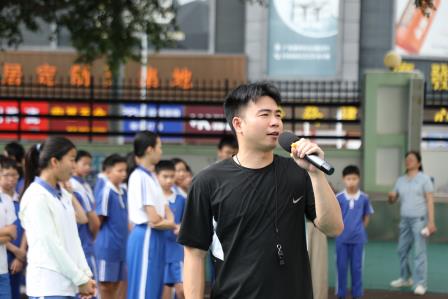 筑牢安全防线，守护平安校园——翠竹水贝学校开展地震应急疏散演练活动